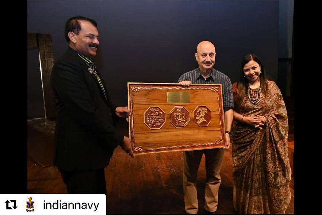 Padma Bhushan Awardee Anupam Kher Delivers Powerful Performance of 'Kuch Bhi Ho Sakta Hai' at Navy Week 2023